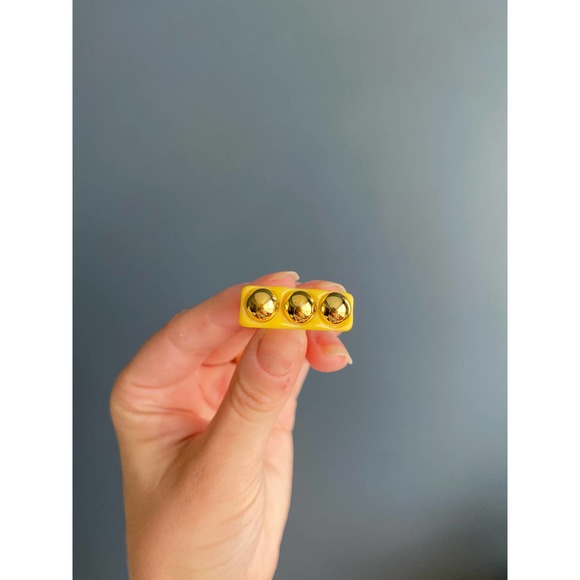 y2k yellow/gold square chunky bar ring, 8 - Picture 4 of 6